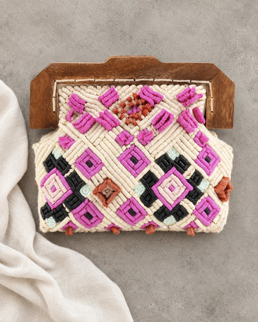 Beaded-Bag3