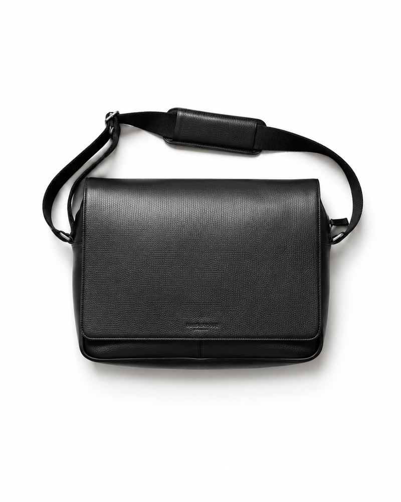 MESSENGER BAGS